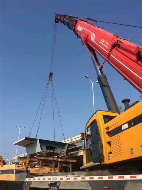 信阳市浅谈起重机吊钩的作业速度